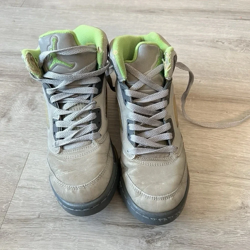 Air Jordan 5 Green Bean GS Size 5Y DQ3734 003 Gray Green Sneakers
